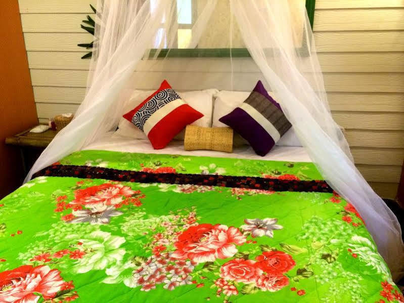 Хостел Green House Backpacker Чиангмай Экстерьер фото